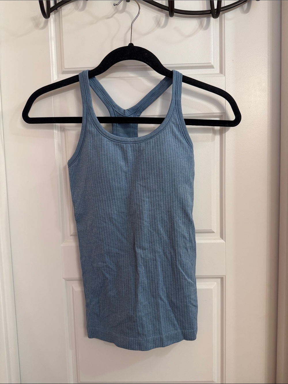 Lululemon tank 2
